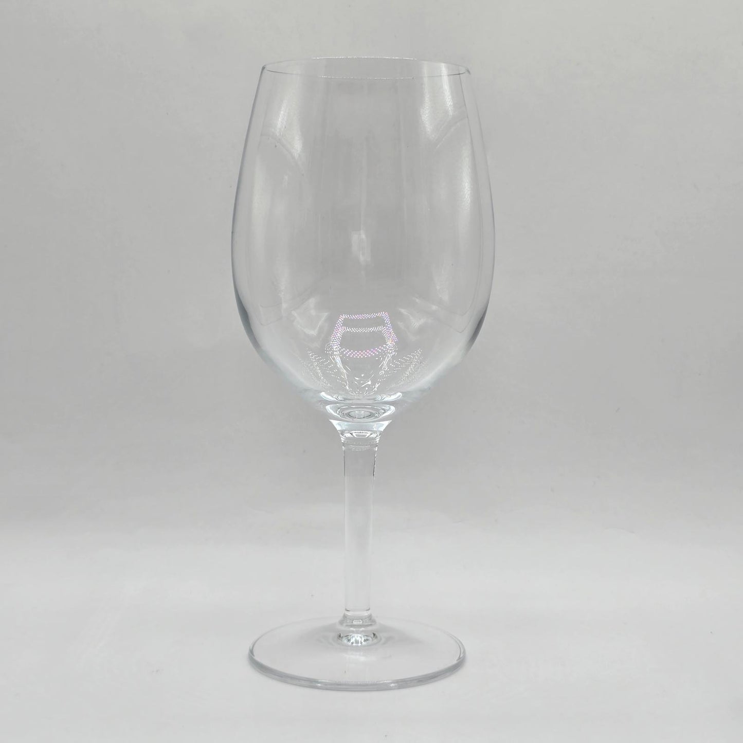 Elegant Crystal Wine Glasses