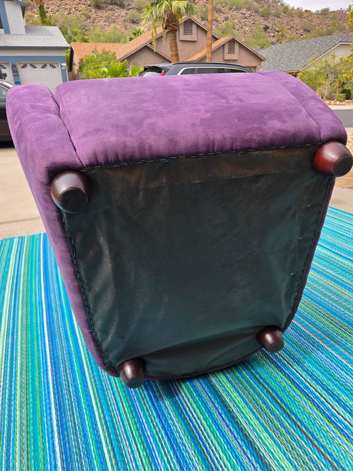 Fun Contemporary Purple Chair to Accent Your Room