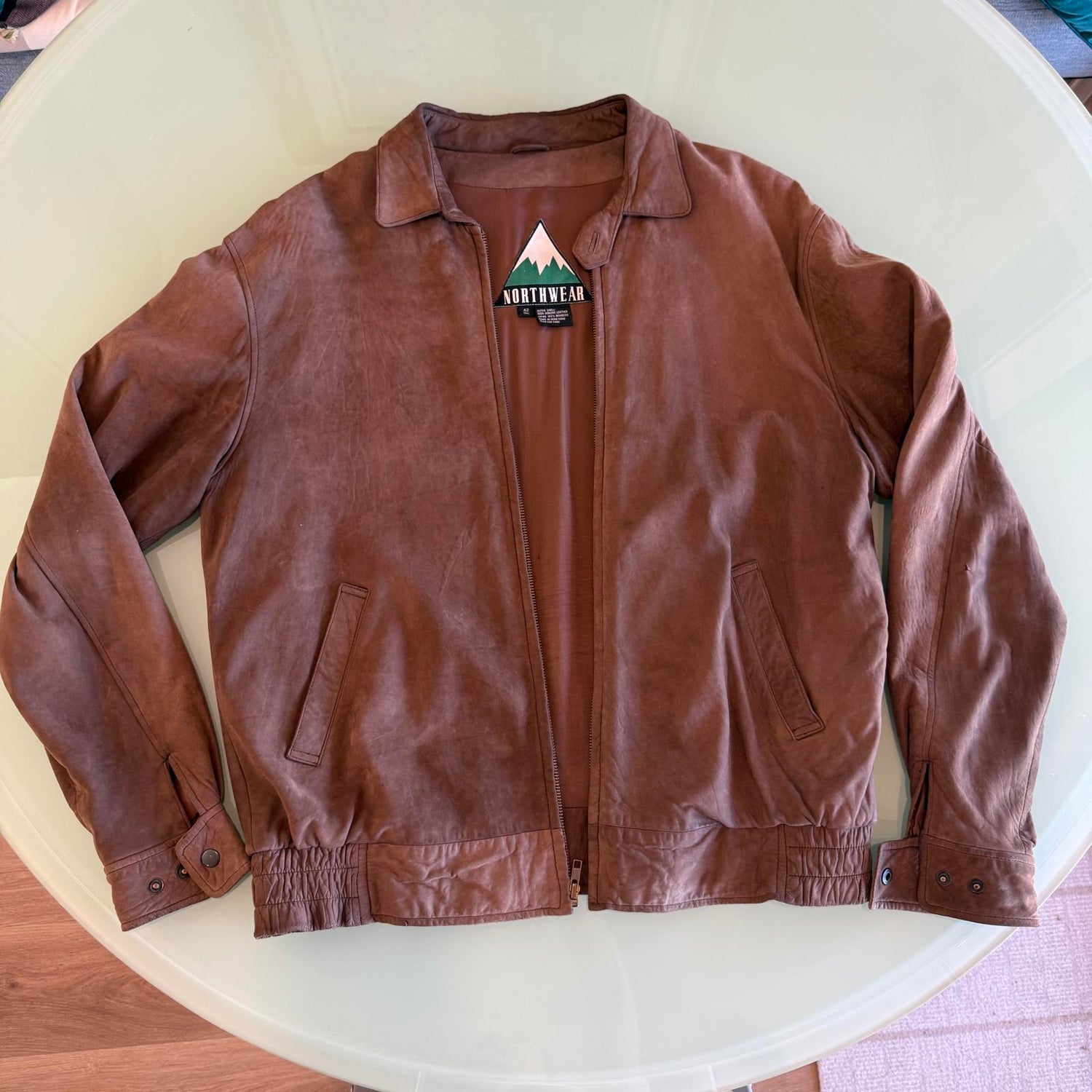 Apparel & Accessories