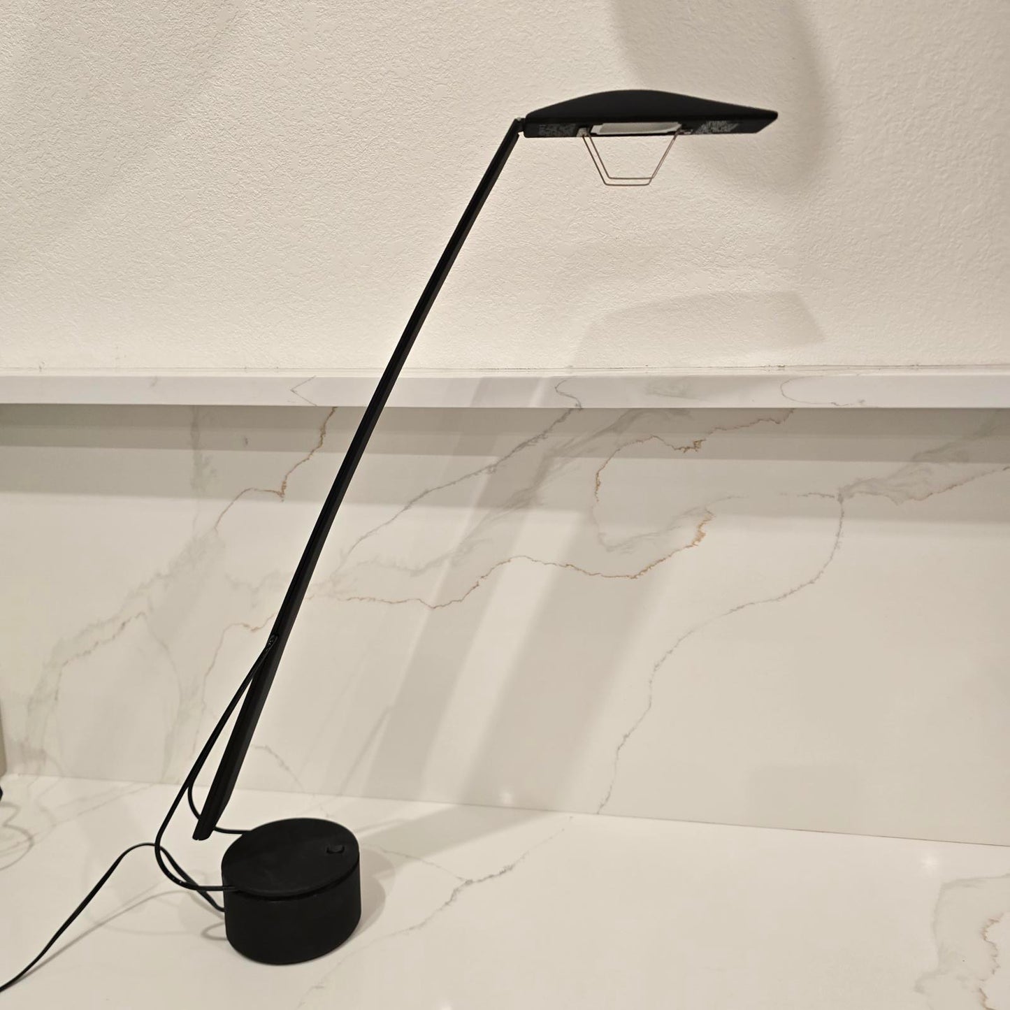 "Dove" Desk Lamp by Mario Barbaglia & Marco Colombo for PAF Studio