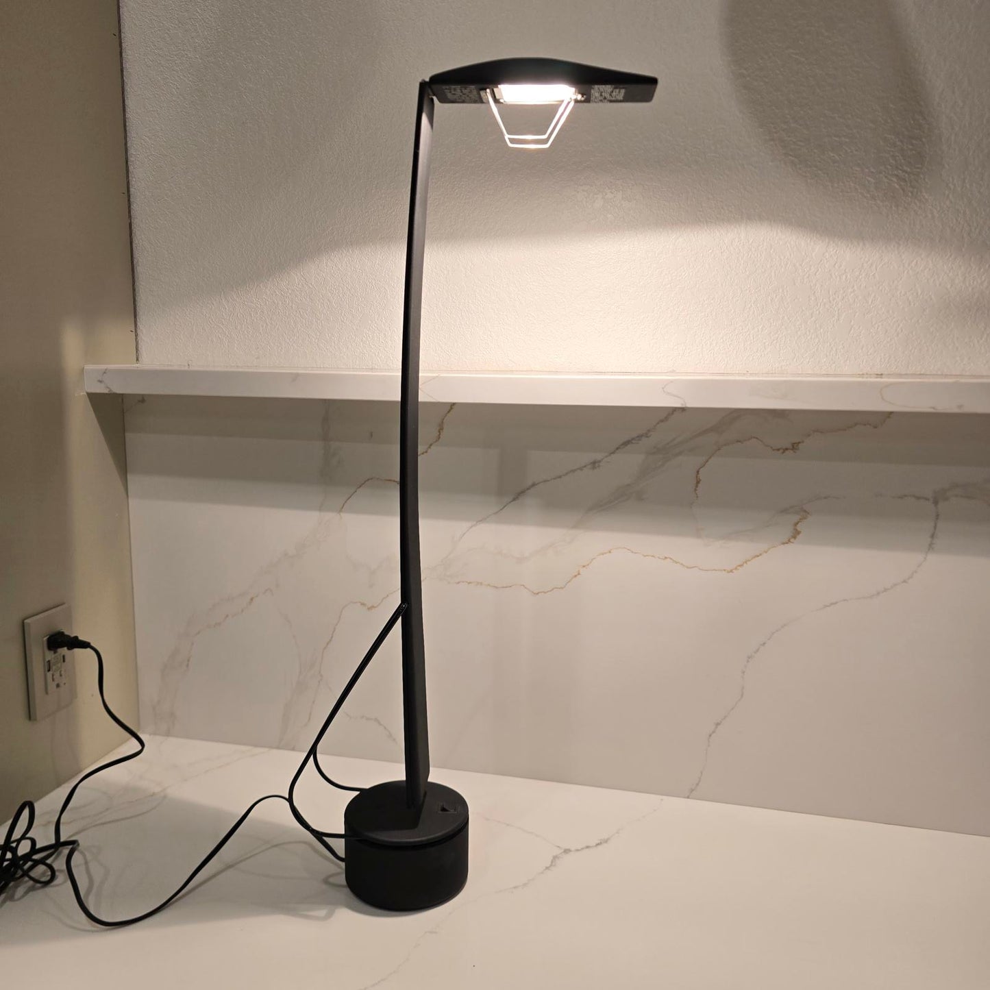 "Dove" Desk Lamp by Mario Barbaglia & Marco Colombo for PAF Studio