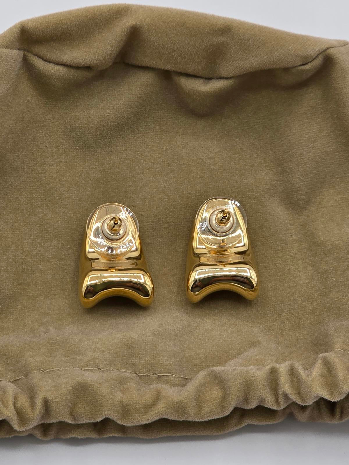 Chic Milor, Italian 14k Gold Earrings