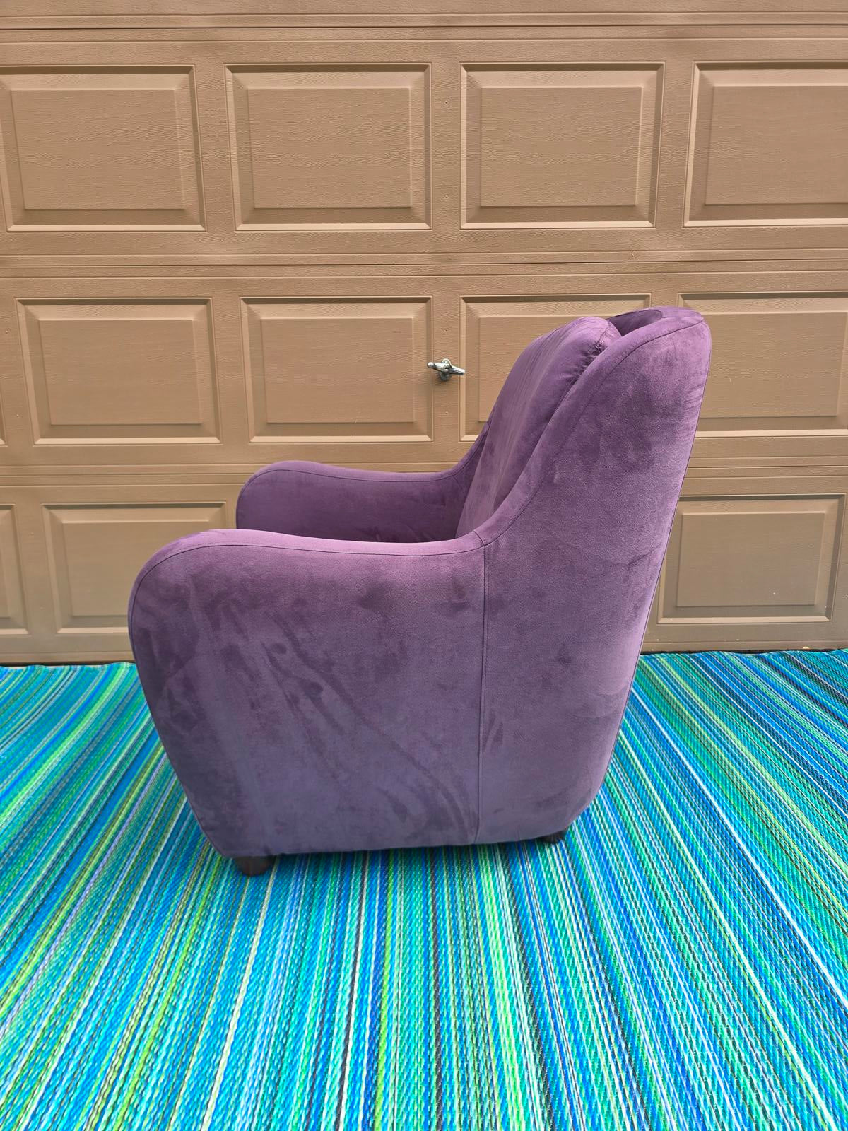 Fun Contemporary Purple Chair to Accent Your Room