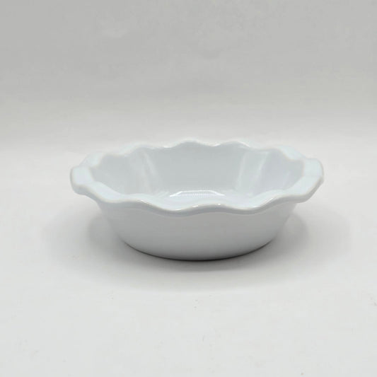 Emile Henry Small White Ruffled Pie/Tart Dish