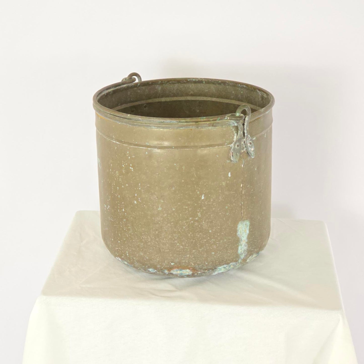 Antique English Copper Pot/Cauldron A