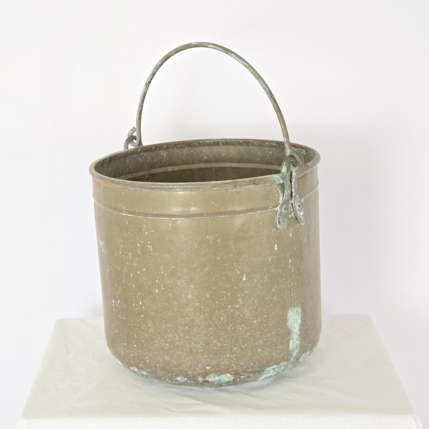 Antique English Copper Pot/Cauldron A
