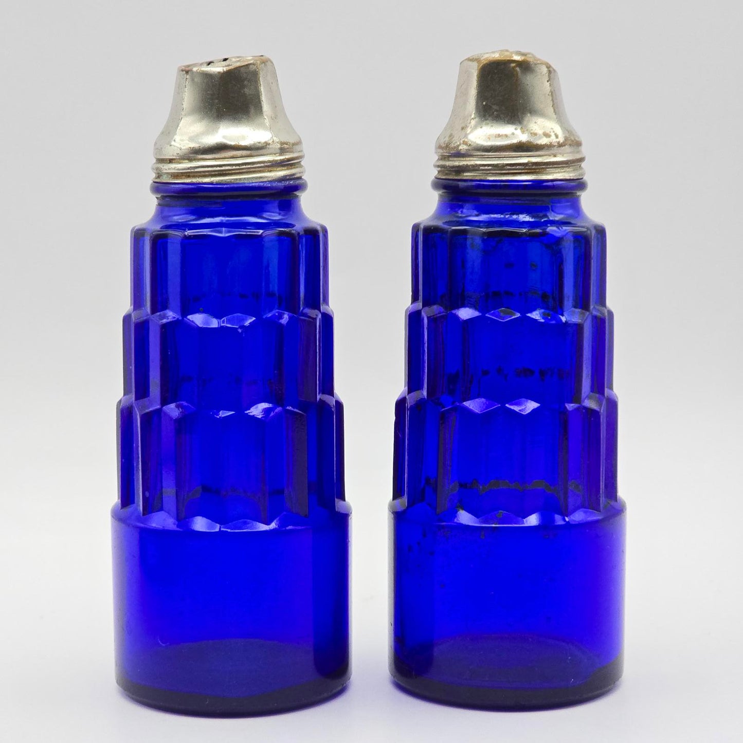 Vintage Hazel Atlas Cobalt Blue Glass Salt & Pepper Shakers with Holder