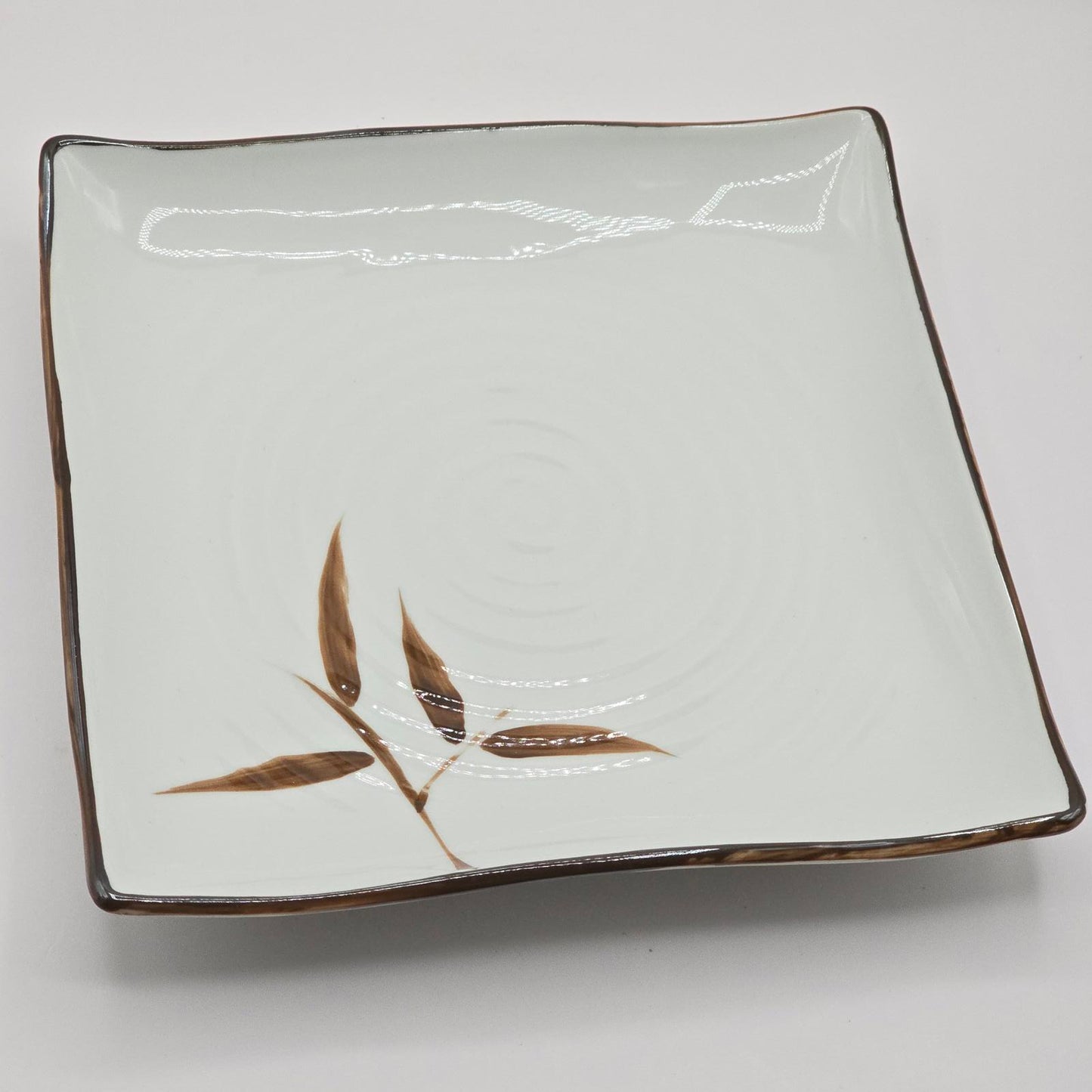 Japanese Sushi Set - White and Brown Bamboo Leaf