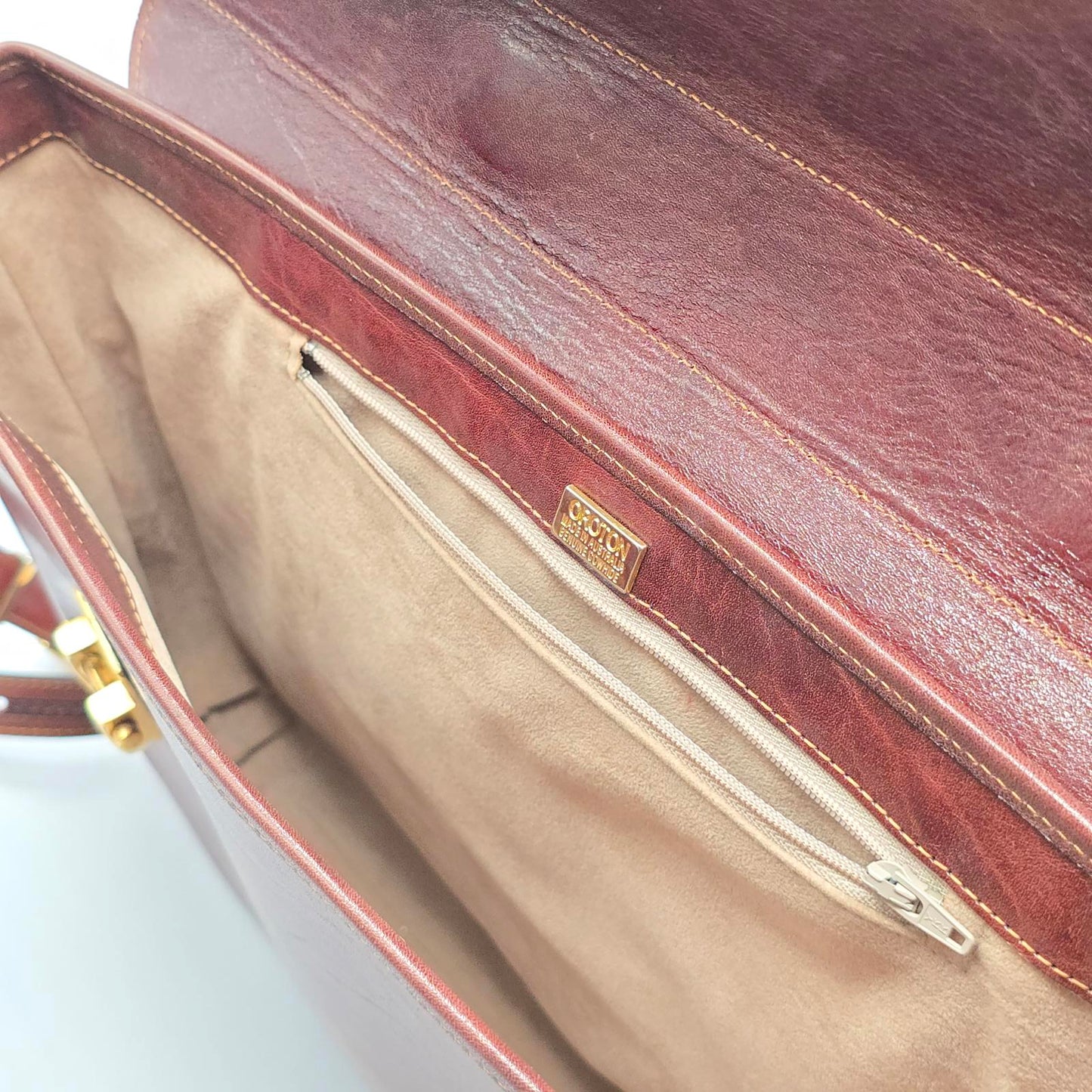 Oroton Leather Messenger Bag
