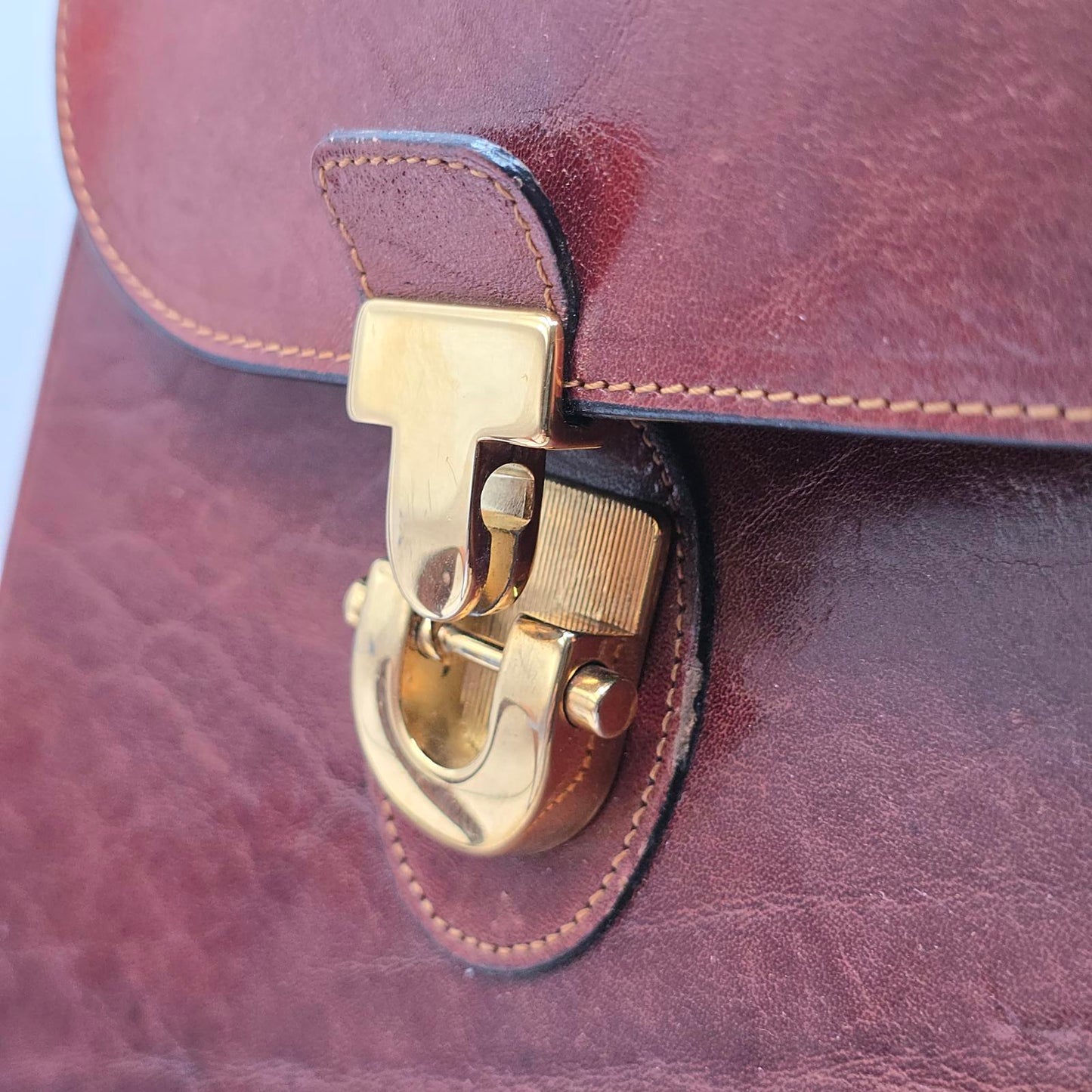 Oroton Leather Messenger Bag