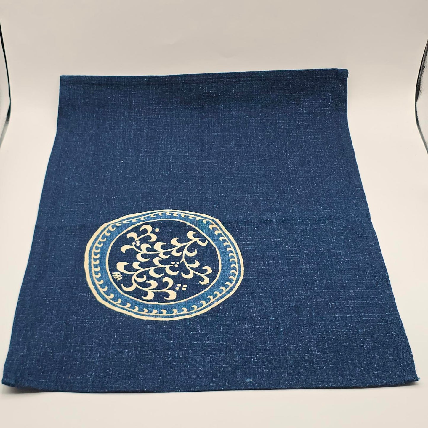 Rare Find, Vintage Sasakura Gensho Navy and White Cotton Placemats