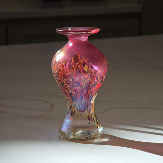 Vintage Arte Vargas Irridescent Art Glass Vase