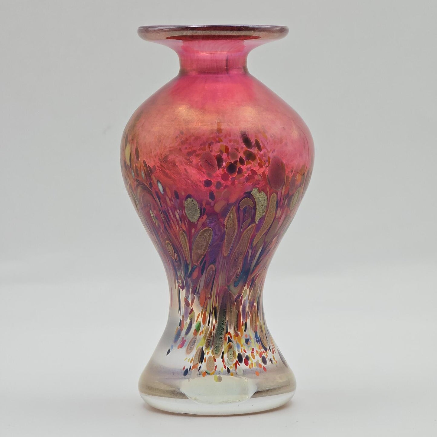 Vintage Arte Vargas Irridescent Art Glass Vase