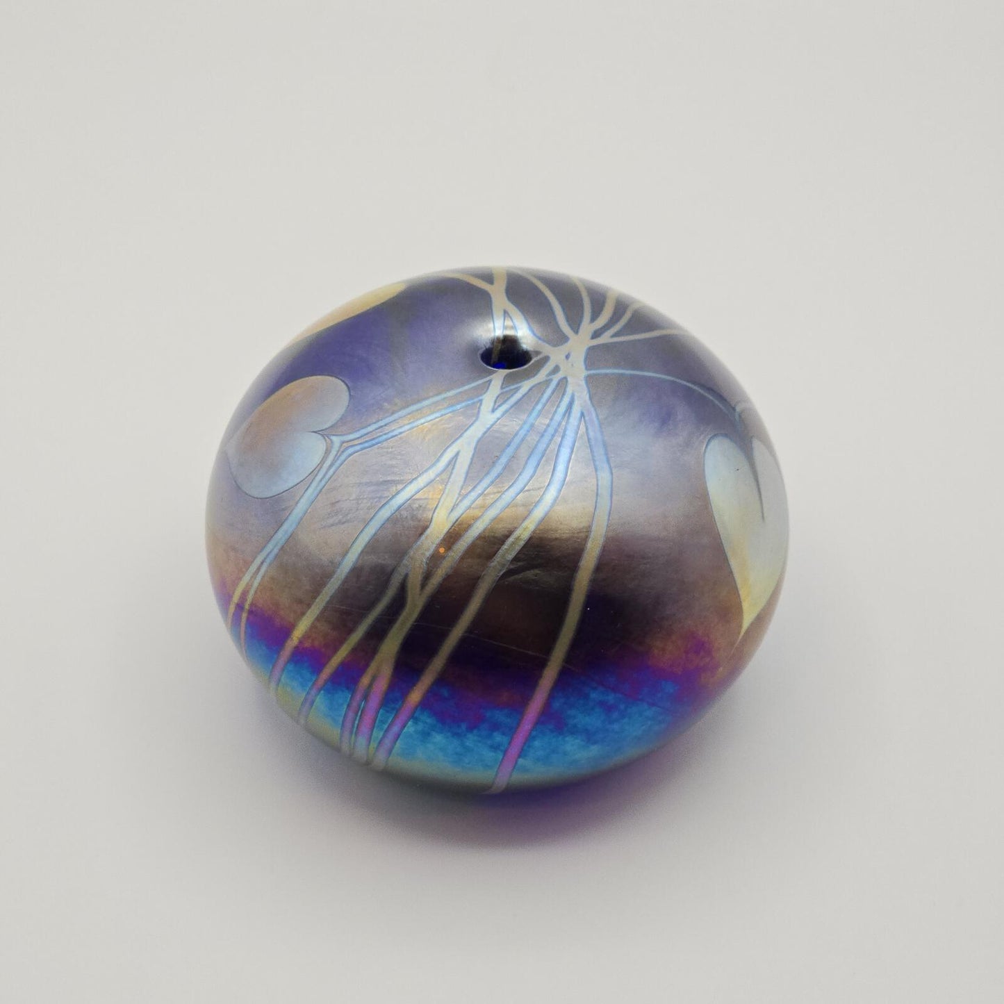 Erik Brakken Glasshouse Irridescent Oil Lamp/Paperweight - Purple Hearts
