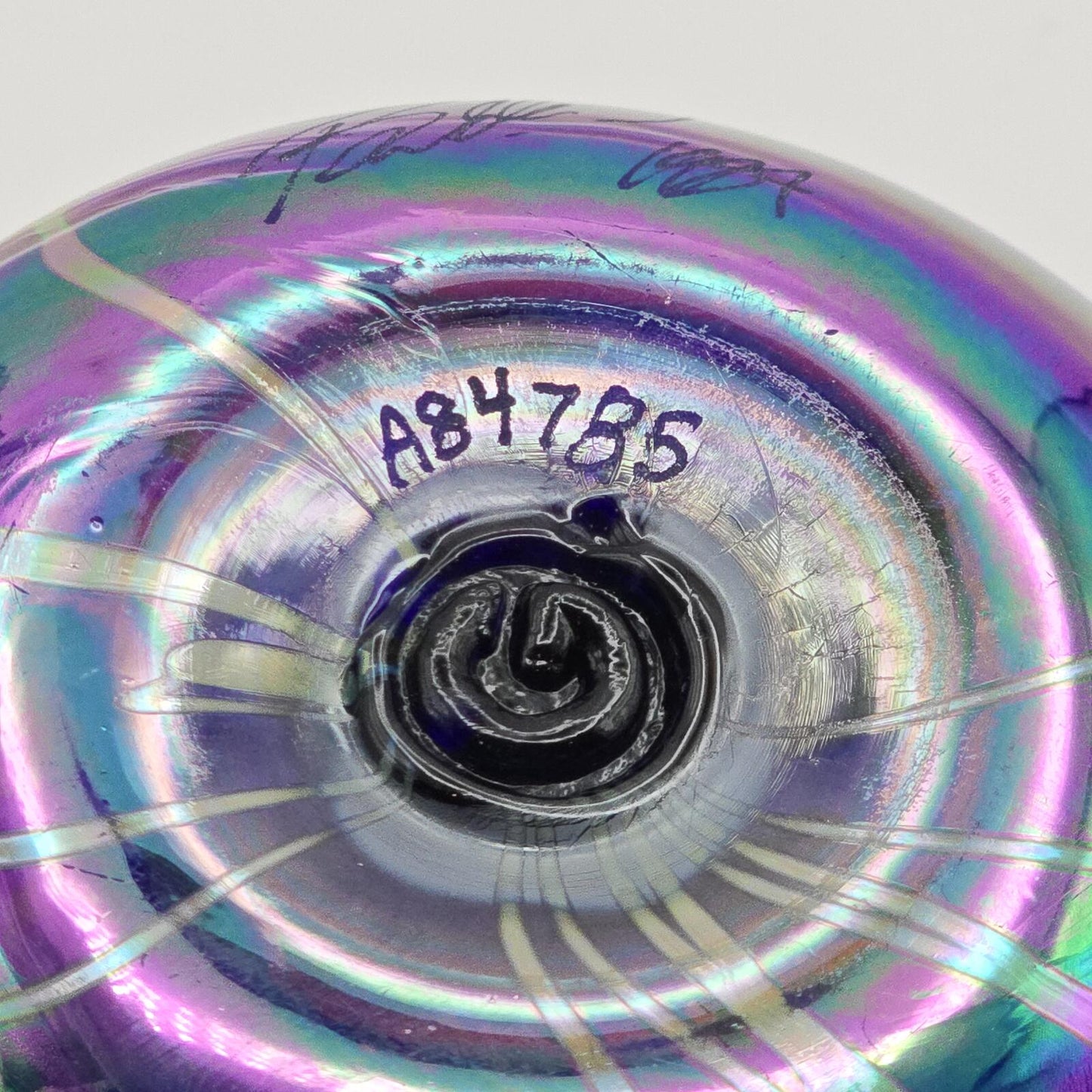 Erik Brakken Glasshouse Irridescent Oil Lamp/Paperweight - Purple Hearts