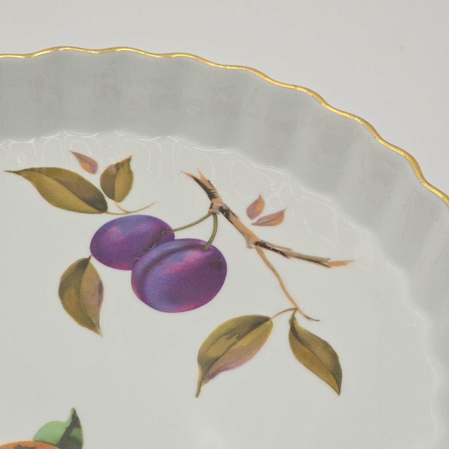 Royal Worcester "Eversham Gold" Pattern Fluted Quiche/Flan Dish - 9"