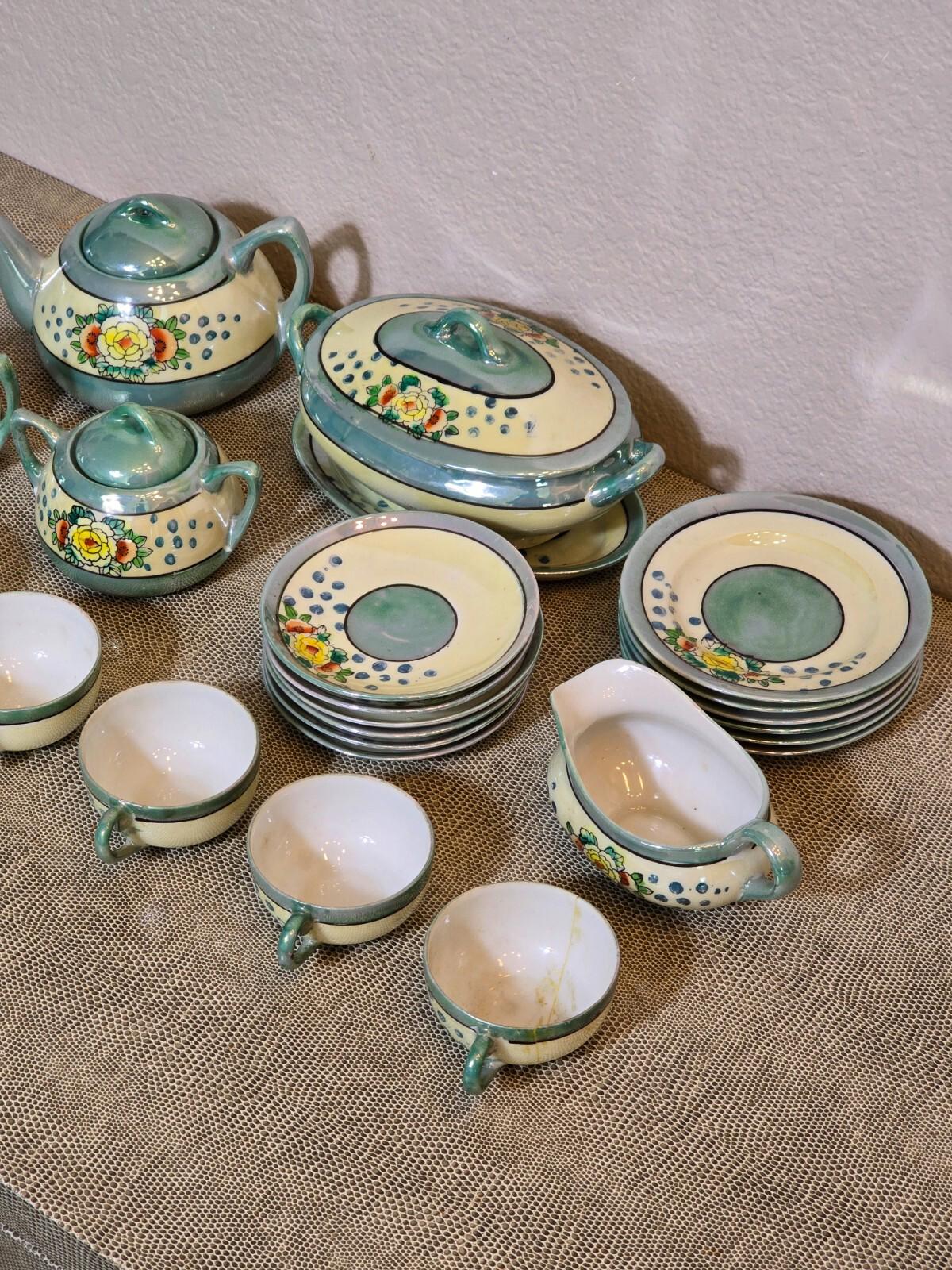 Vintage Japanese Children's Tea Set