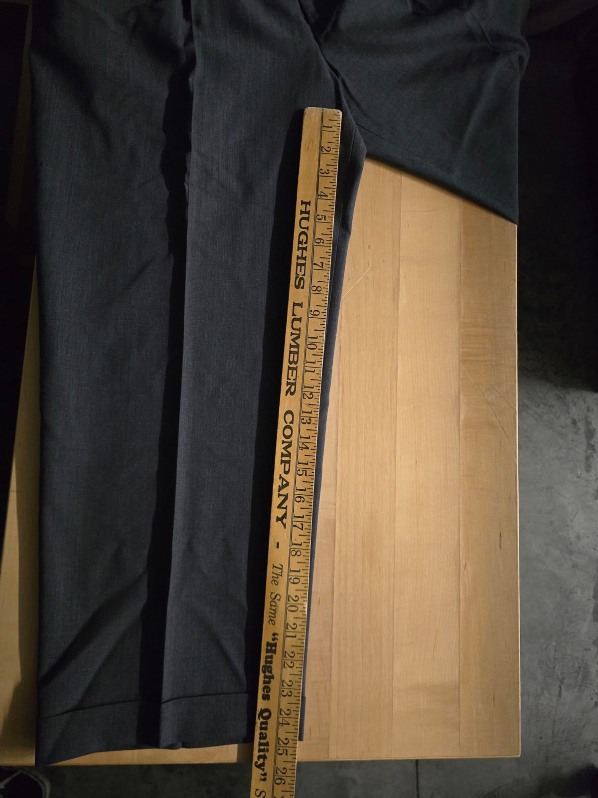 Hiltl Designer Gray Men's Dress Pants - Size 38