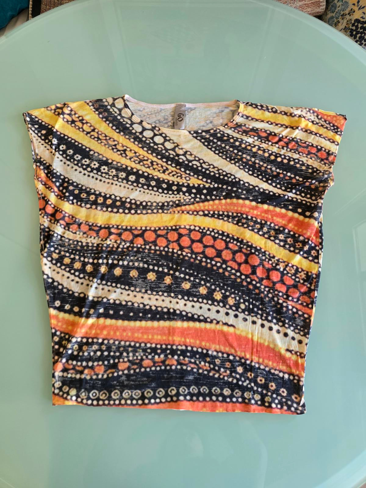 GO Couture Patterned Crew Neck T-Shirt- Small