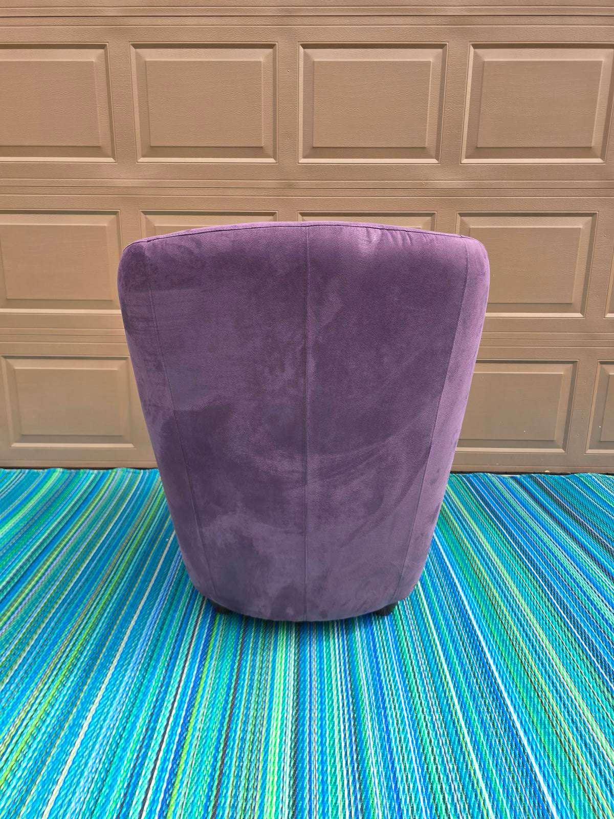 Fun Contemporary Purple Chair to Accent Your Room