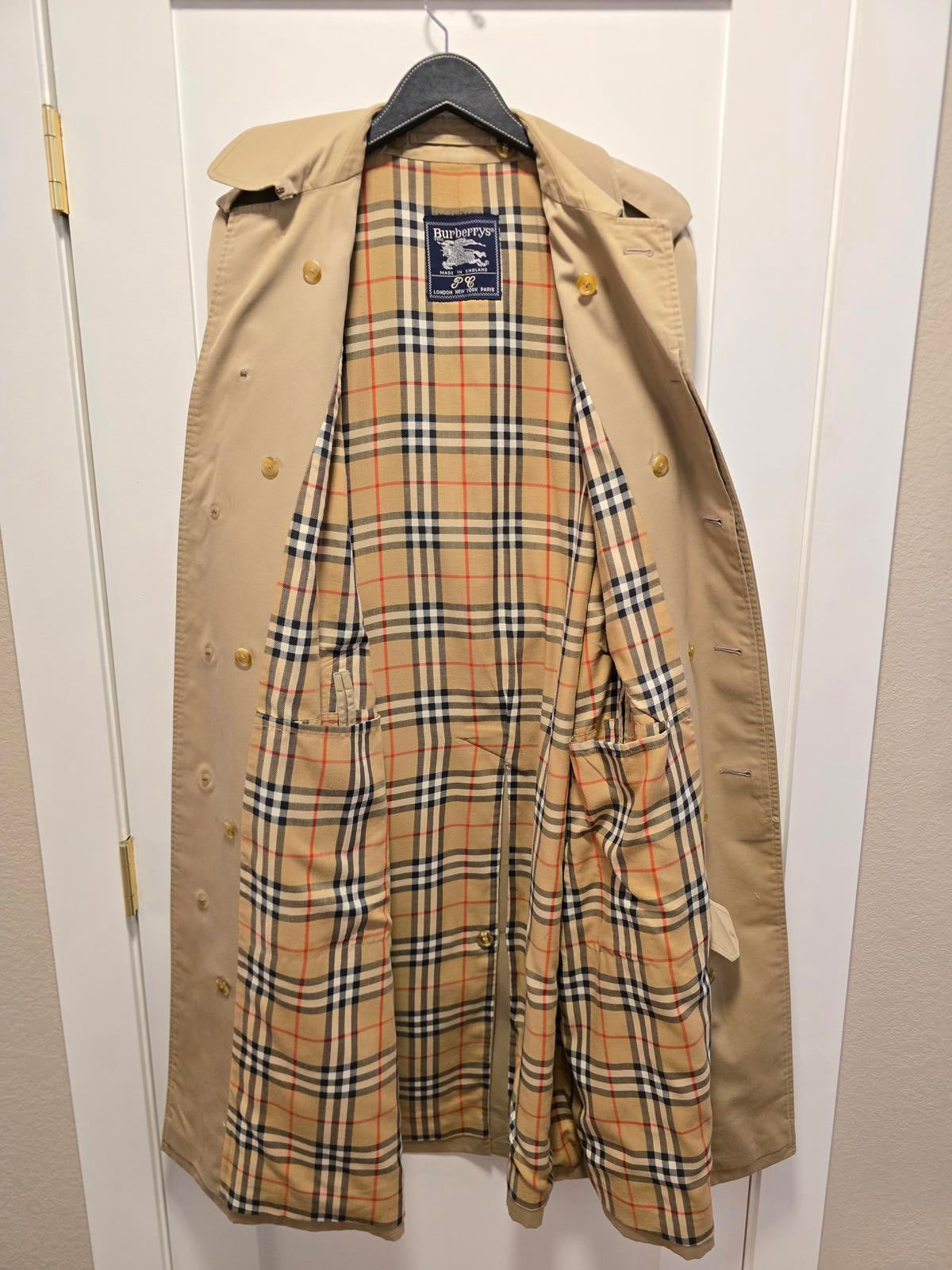 Vintage Burberry's Men's Large Trench Coat with Wool Liner
