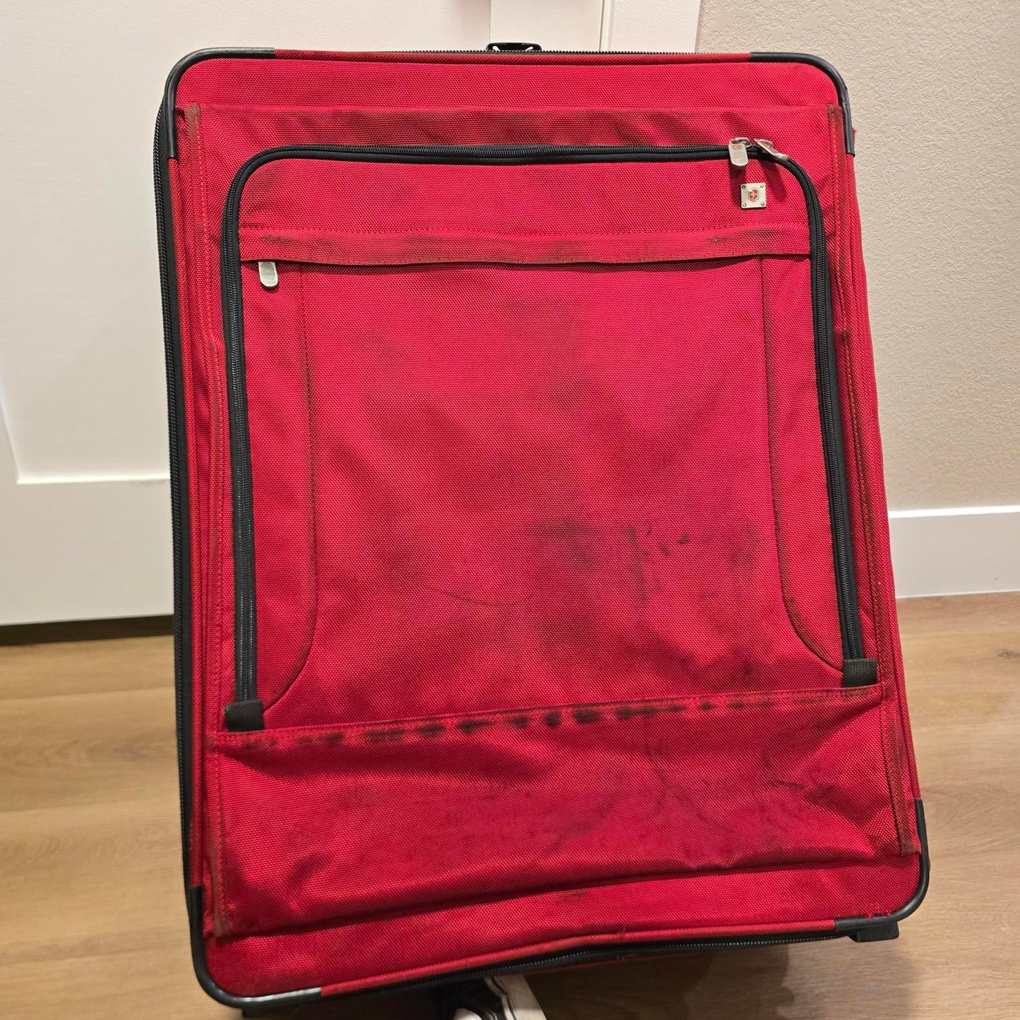 Victorinox Mobilizer NXT Rolling Checked Luggage