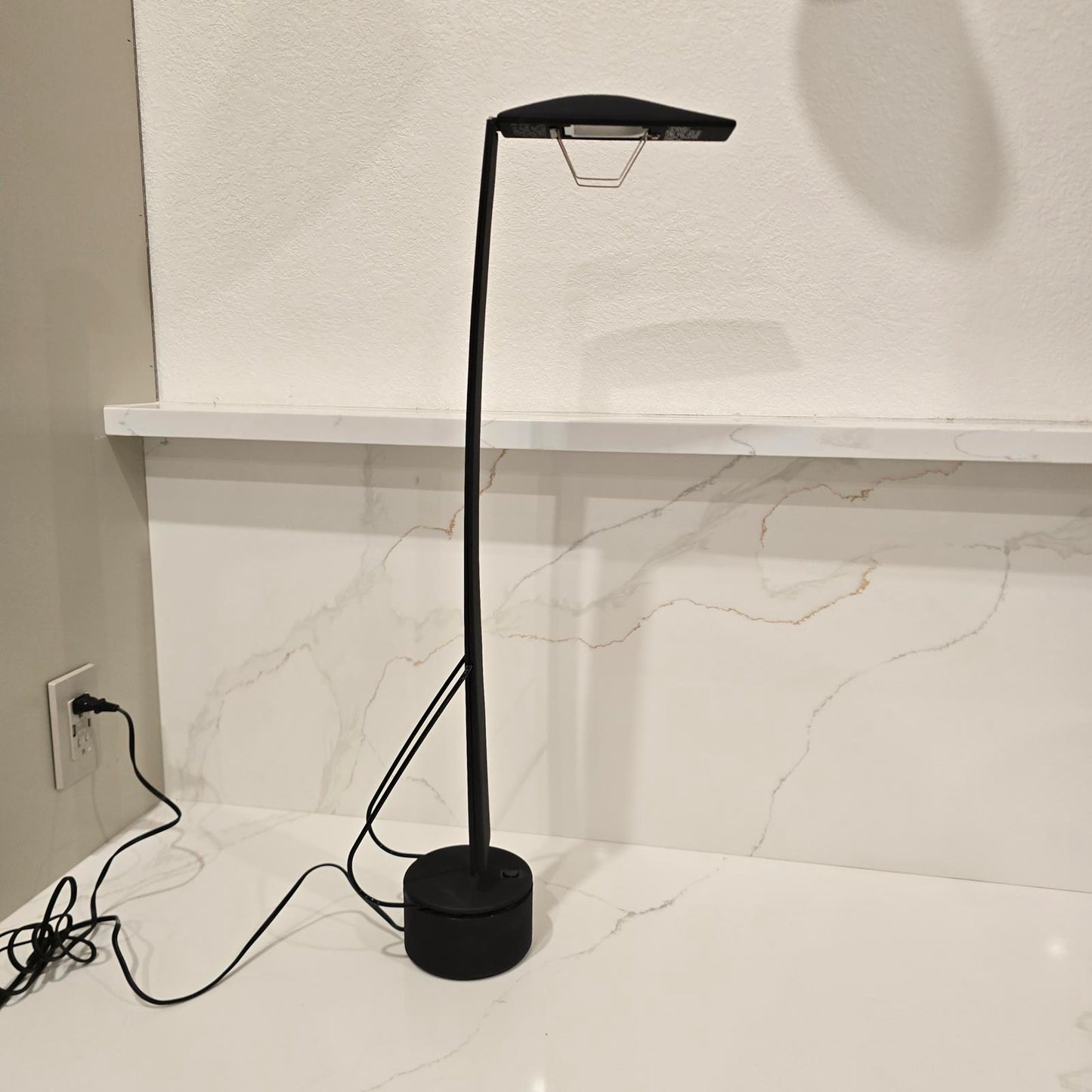 "Dove" Desk Lamp by Mario Barbaglia & Marco Colombo for PAF Studio