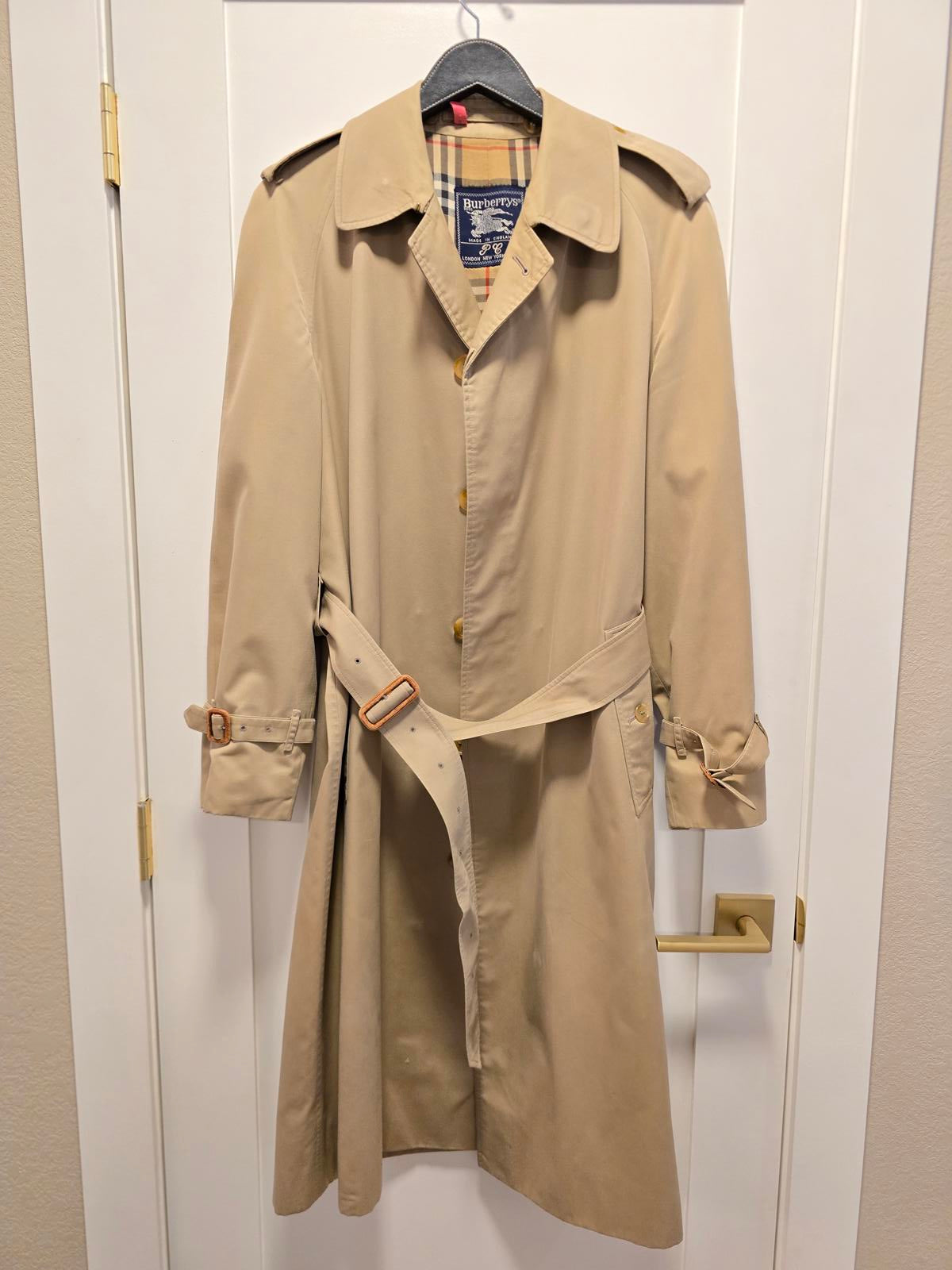 Vintage Burberry's Men's Large Trench Coat with Wool Liner