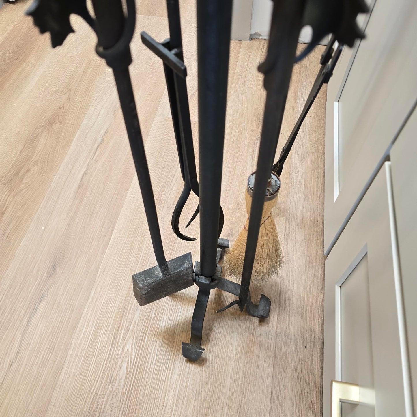 Minuteman Maple Leaf Fireplace Tool Set