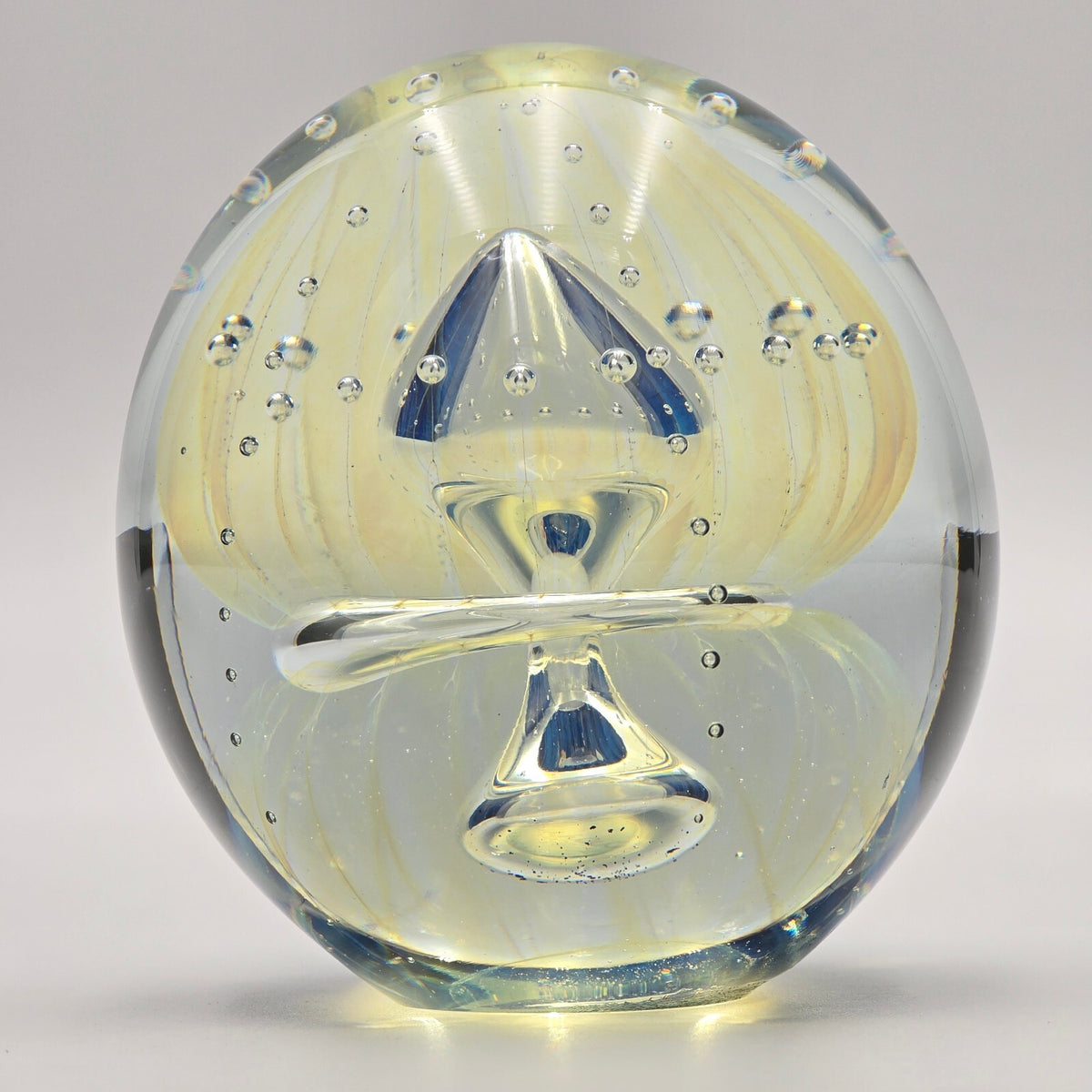 Robert Eickholt 1994 Double Jellyfish Art Glass Paperweight With Stand