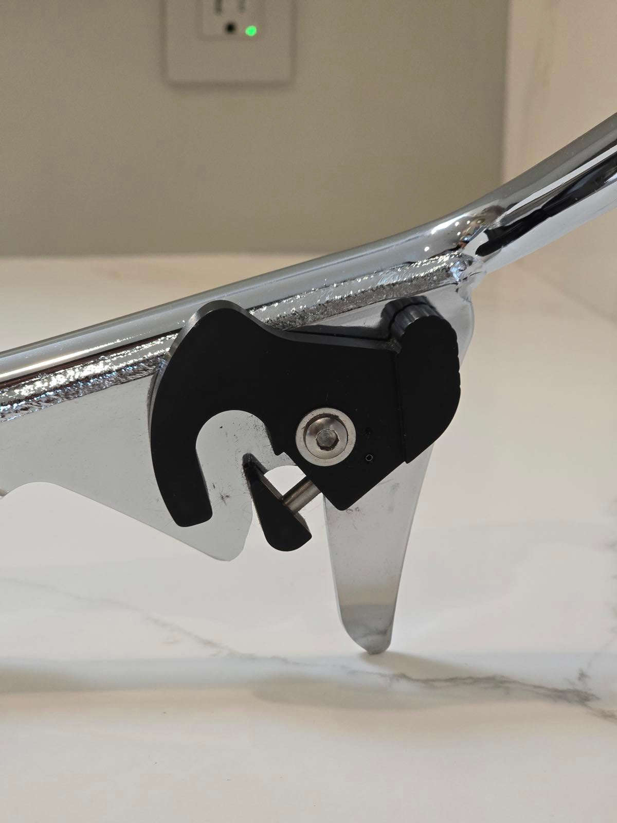 Harley-Davidson OEM Detachable Sissy Bar Chrome Backrest