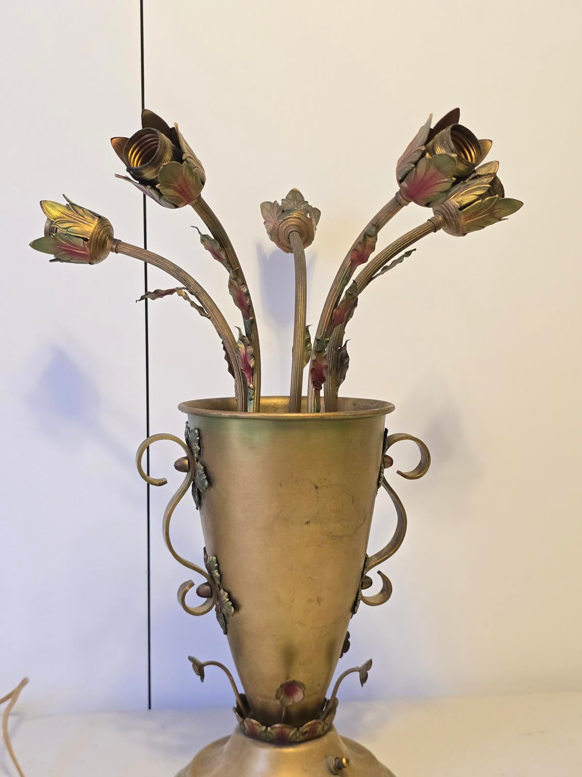 Vintage Italian Hollywood Regency Gilt Bouquet Lamp