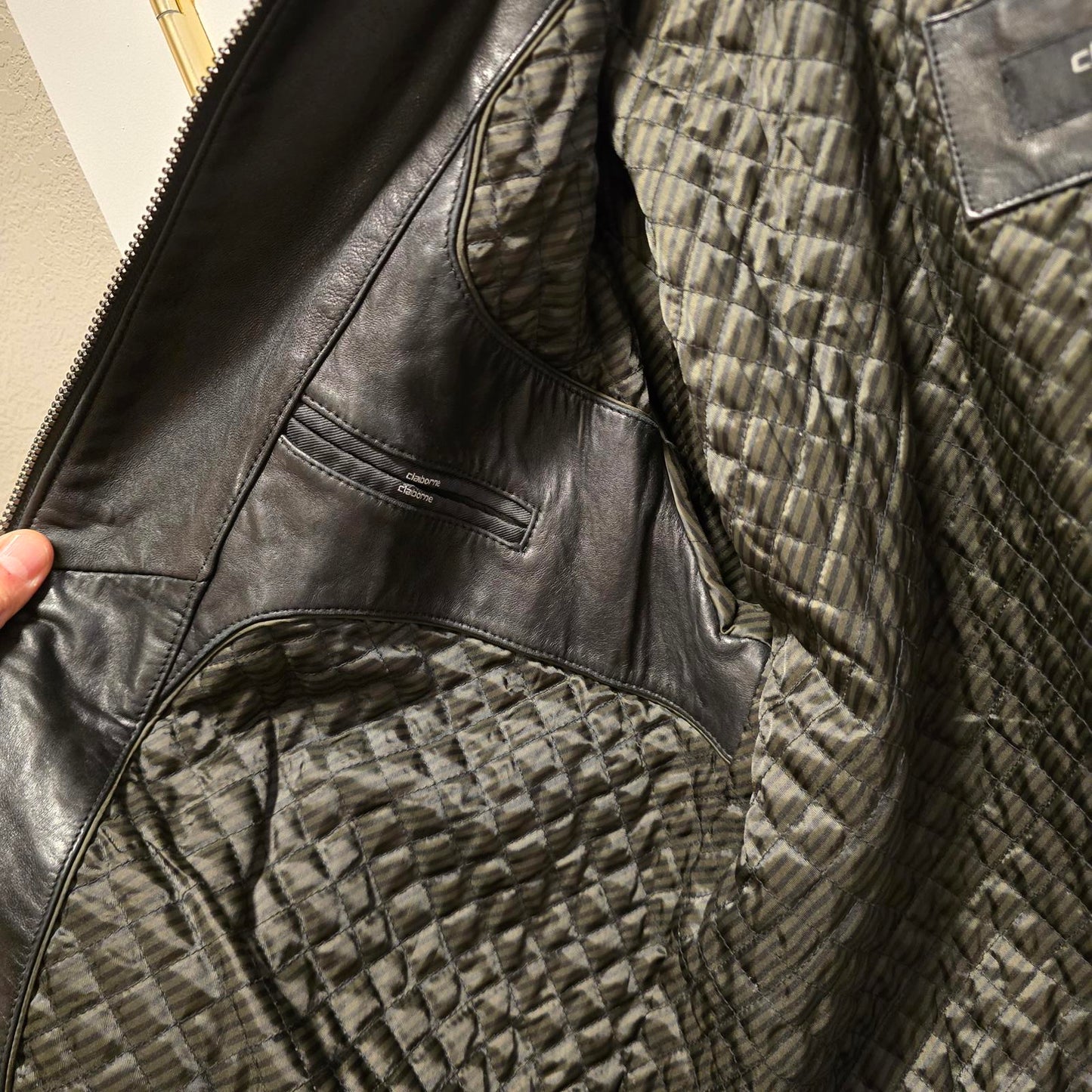 Claiborne Men's Black Lambskin Leather Jacket - Large