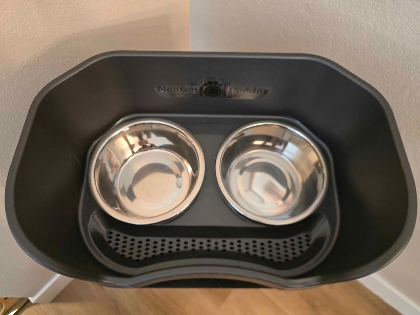 Neater Feeder Deluxe Mess Proof Elevated Dog Bowls