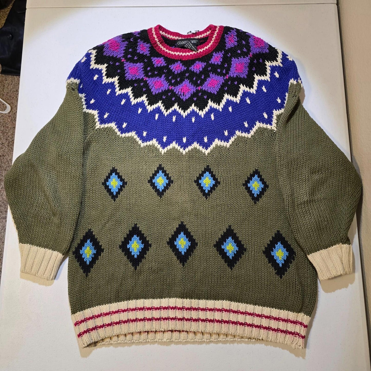 Counterparts Small Women's Sweater - Green W/ Purple / Blue