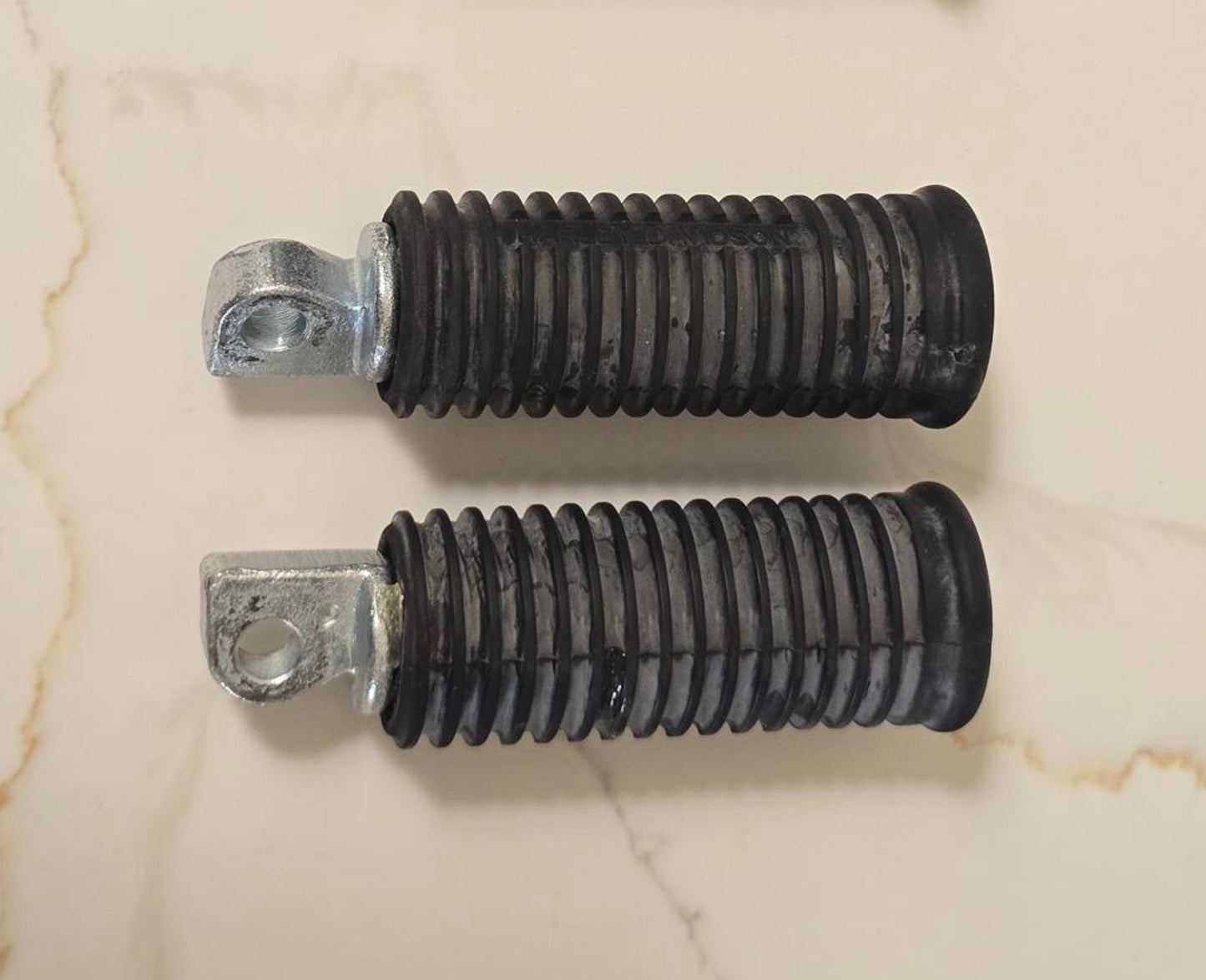 Harley-Davidson OEM Large Cushion Footpegs