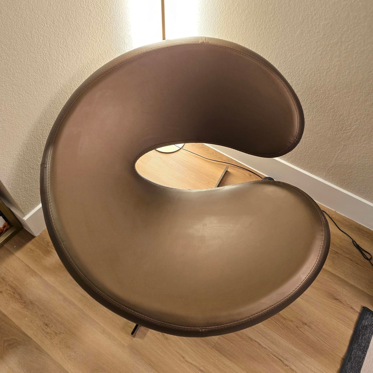 Roche Bobois Nuage Swivel Leather Chair