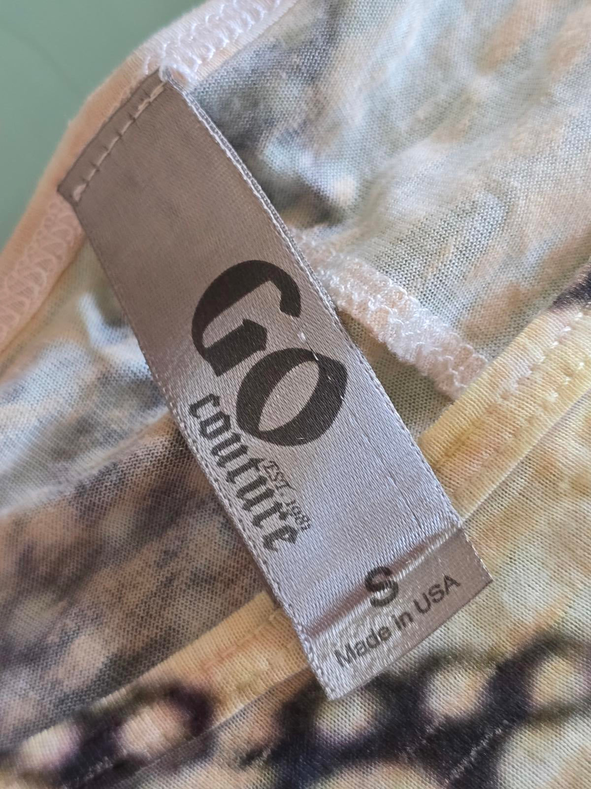 GO Couture Patterned Crew Neck T-Shirt- Small