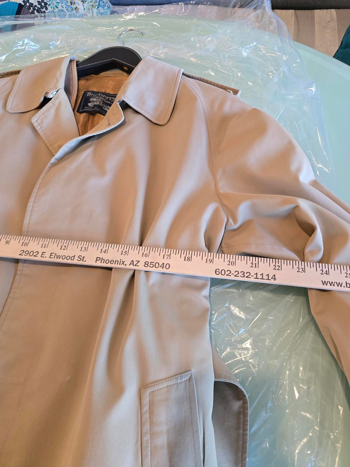 Vintage Burberry's Men's Large Trench Coat with Wool Liner