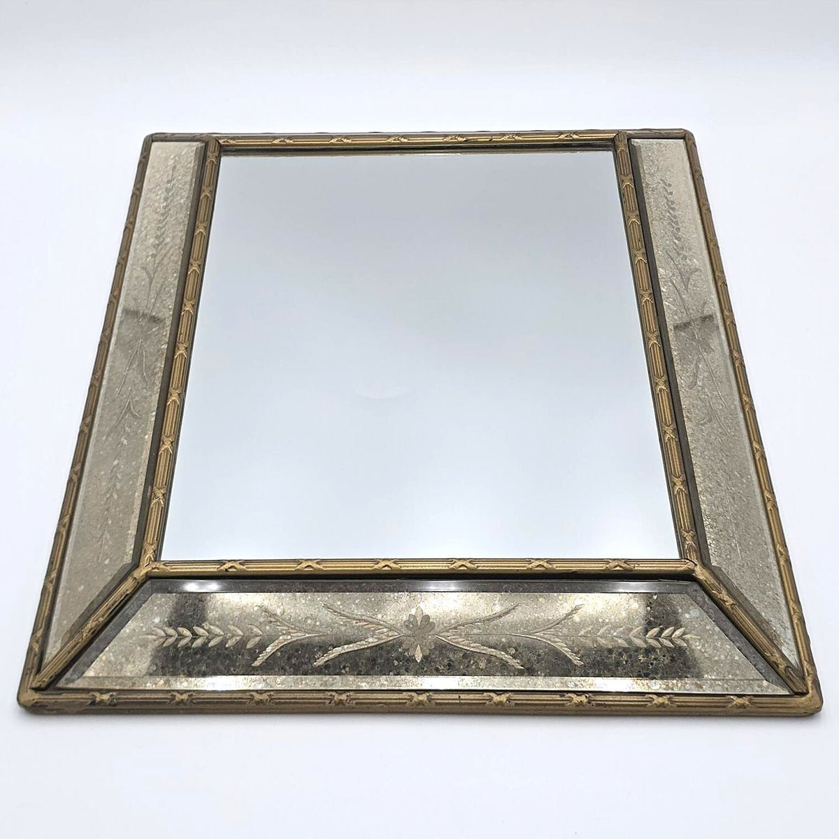 Vintage Hollywood Regency Venetian Style Etched Glass Gilt Mirror 19"