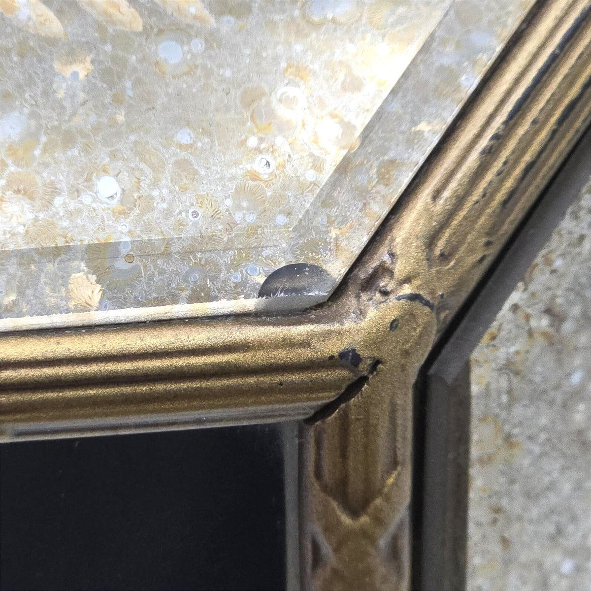 Vintage Hollywood Regency Venetian Style Etched Glass Gilt Mirror 19"