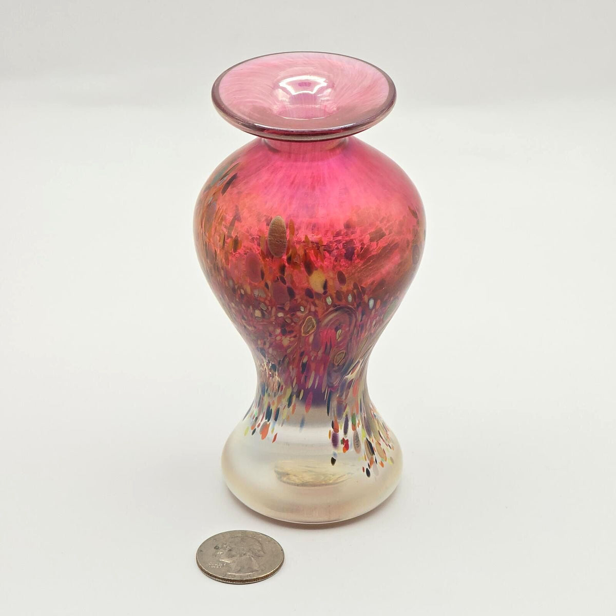 Vintage Arte Vargas Iridescent Pink Studio Art Glass Vase 5"
