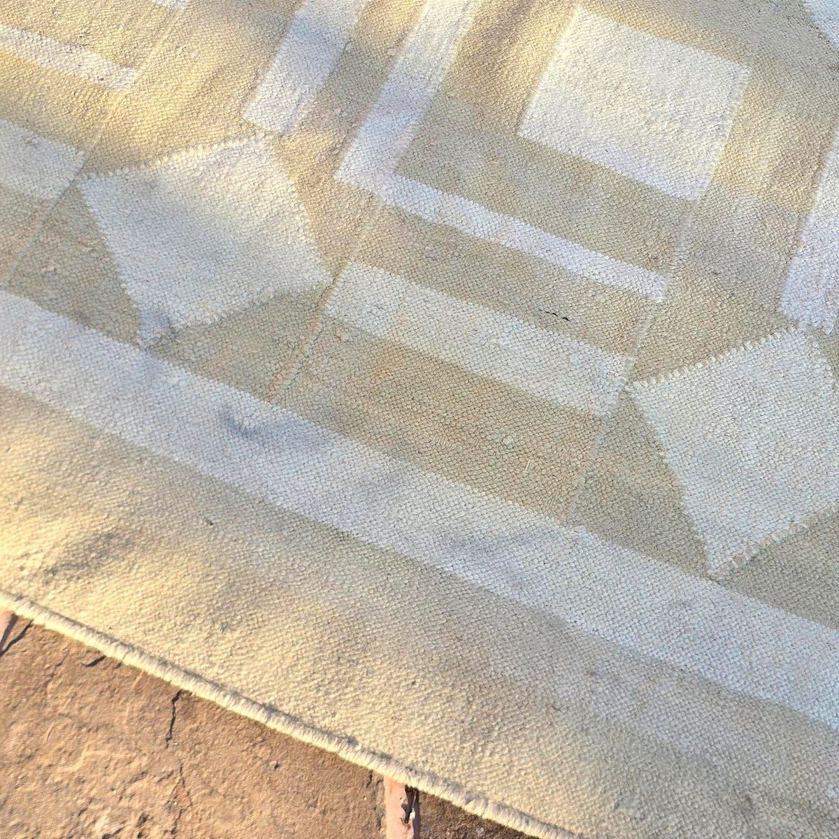 Oversized Indian Dhurrie Style Geometric Flatweave Area Rug 13x18