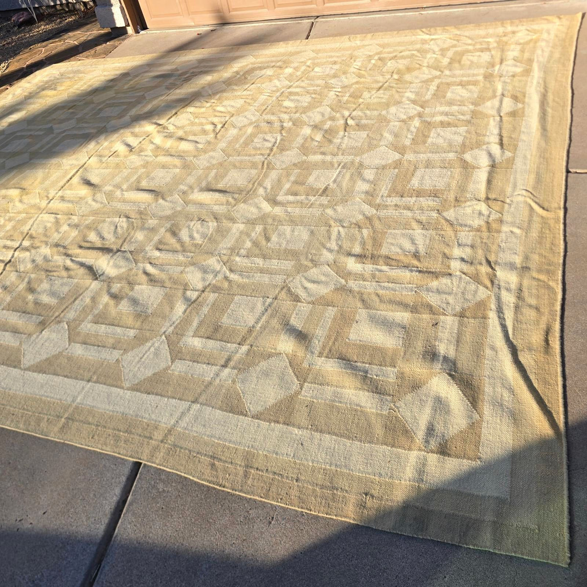 Oversized Indian Dhurrie Style Geometric Flatweave Area Rug 13x18