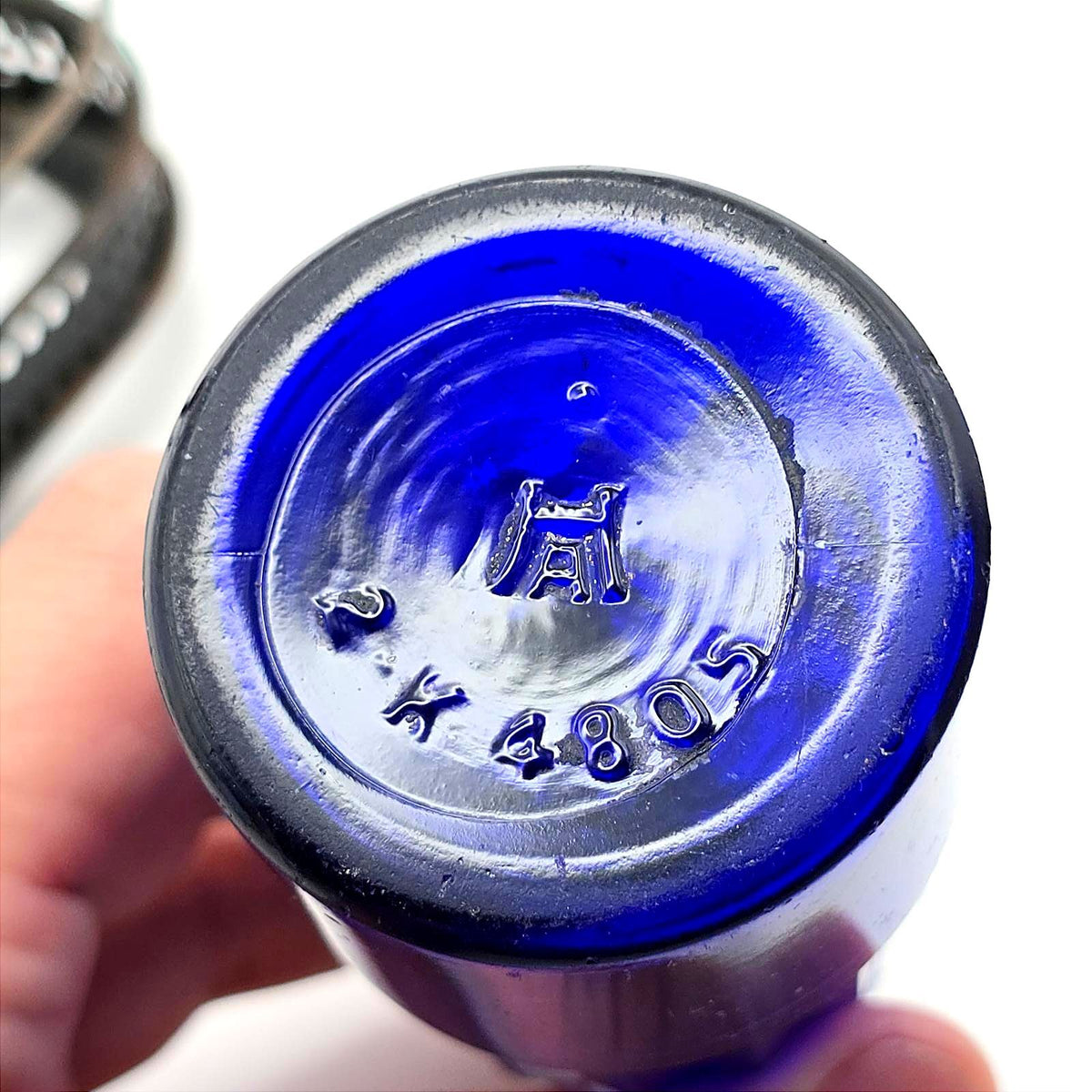 Vintage Hazel Atlas Cobalt Blue Glass Salt Pepper Shakers Metal Caddy