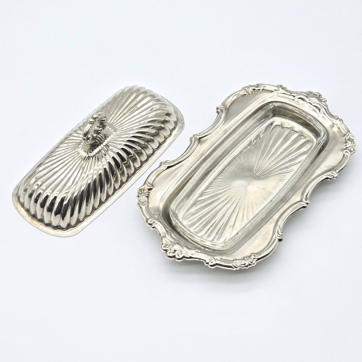 Vintage Leonard Silverplate Covered Butter Dish Glass Insert Hong Kong 8"