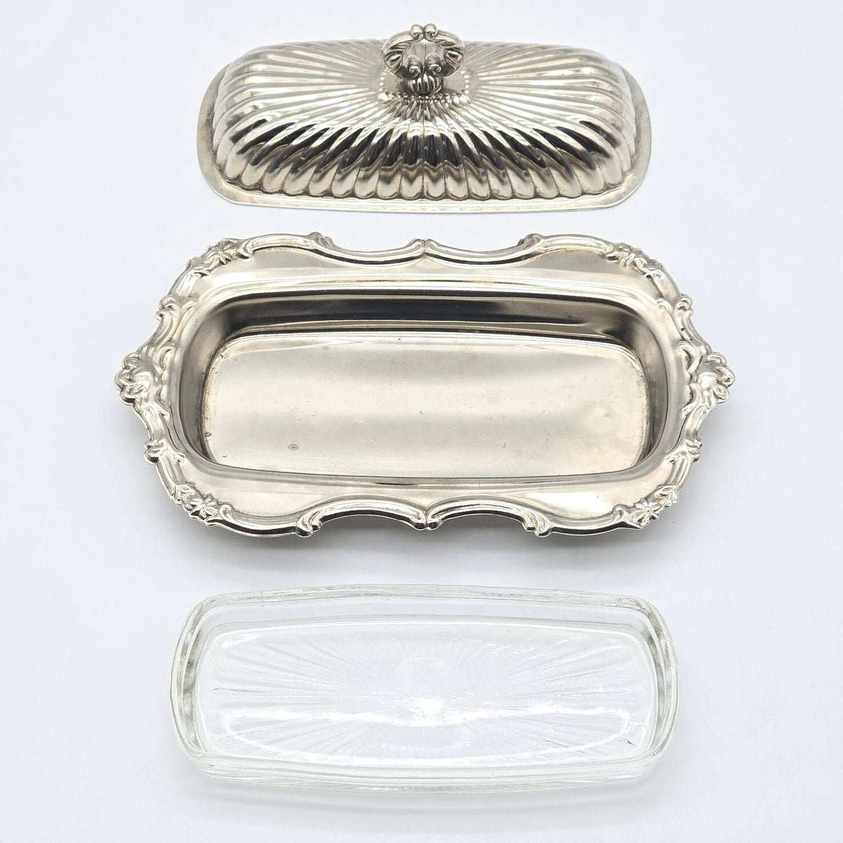 Vintage Leonard Silverplate Covered Butter Dish Glass Insert Hong Kong 8"