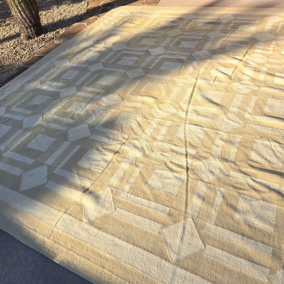 Oversized Indian Dhurrie Style Geometric Flatweave Area Rug 13x18
